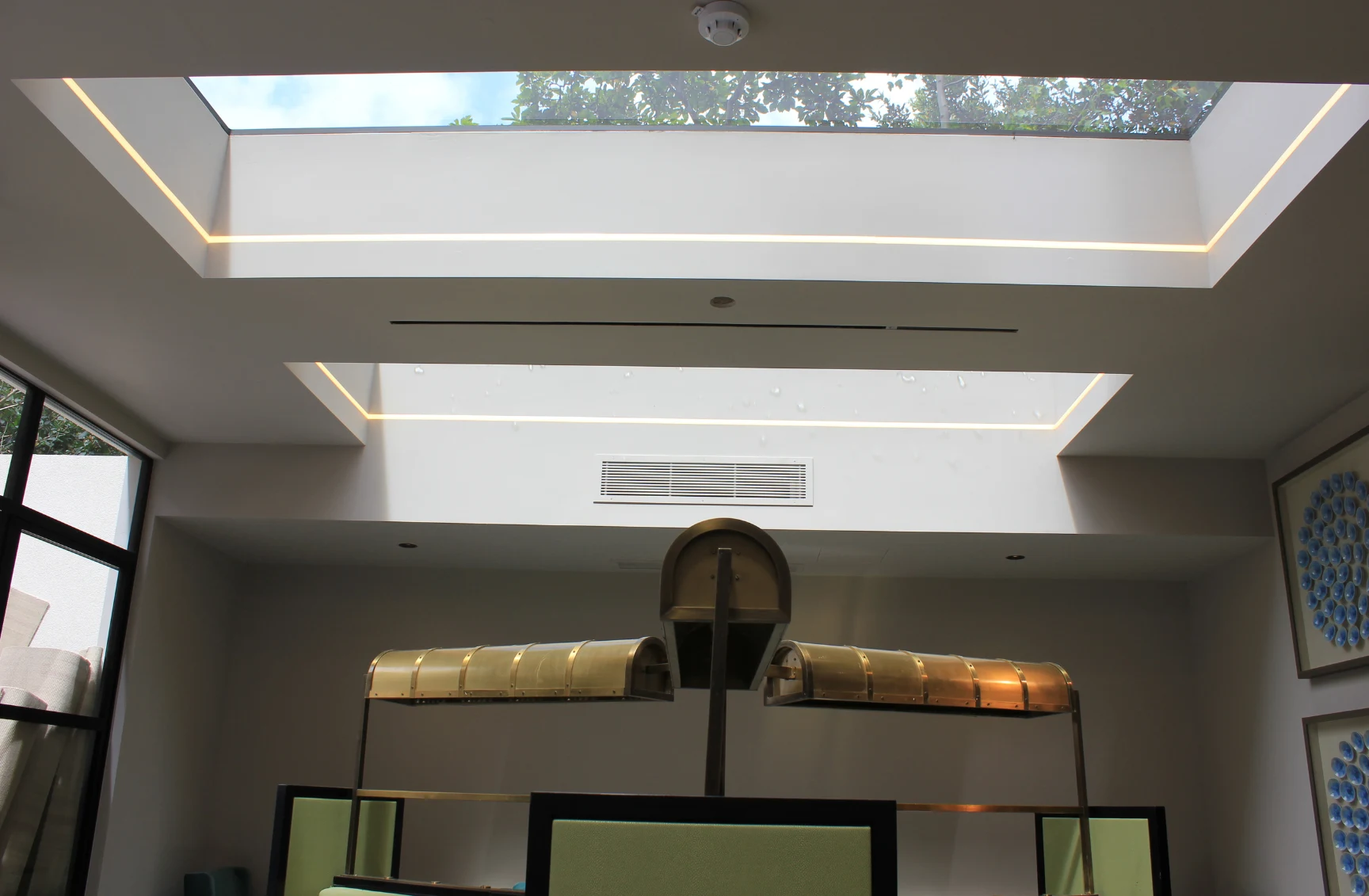 Commercial air conditioning installation